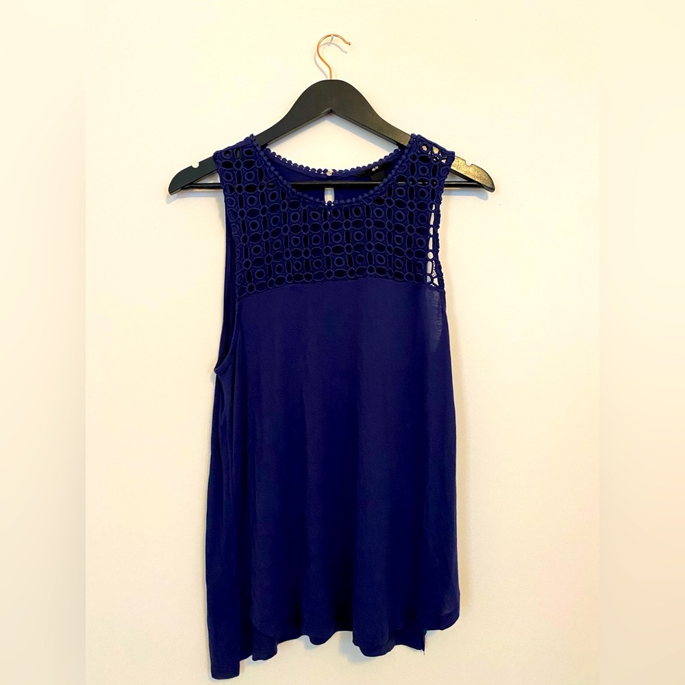 H&M Crocheted Tank. Blue. Medium.